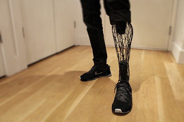 形似鋼鐵戰士 世界上最炫酷的假肢曝光 